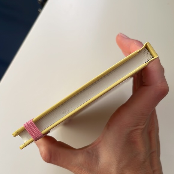 Small journal - she decided to start living the life she’d imagined - Picture 5 of 13